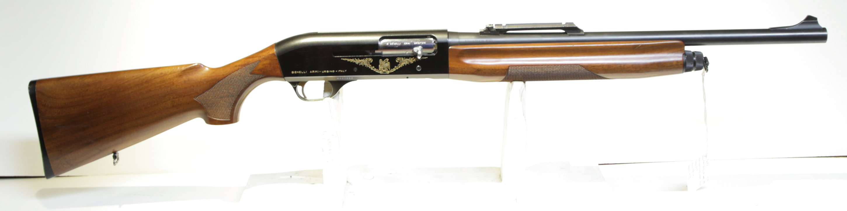 FUCILE SEMIAUTOMATICO - MARCA BENELLI ARMI SPA - MODELLO MONTEFELTRO - CALIBRO 12 MAGNUM 1325