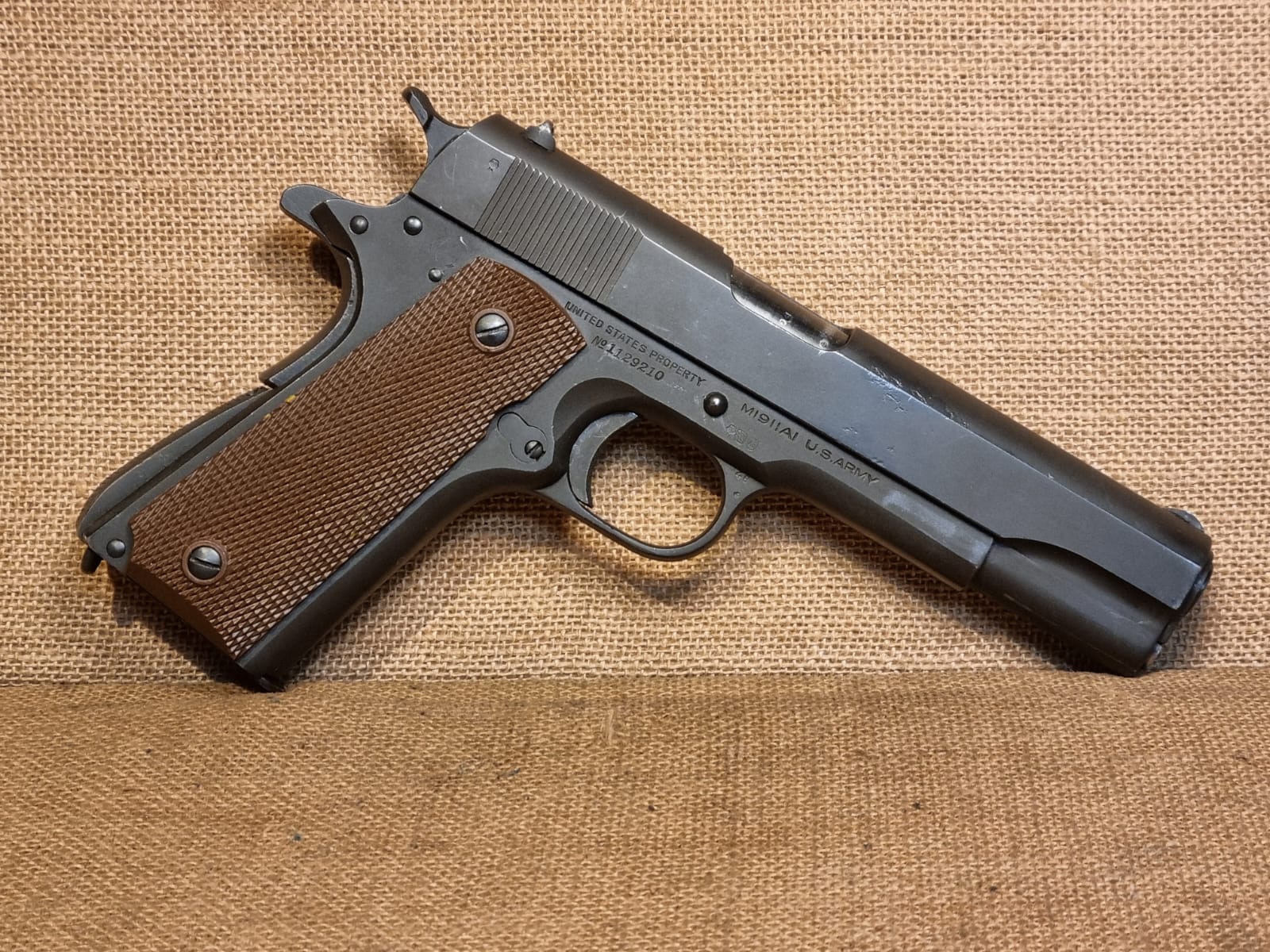 PISTOLA SPORTIVA - MARCA COLT - MODELLO 1911A1 - CALIBRO 45 ACP 2355