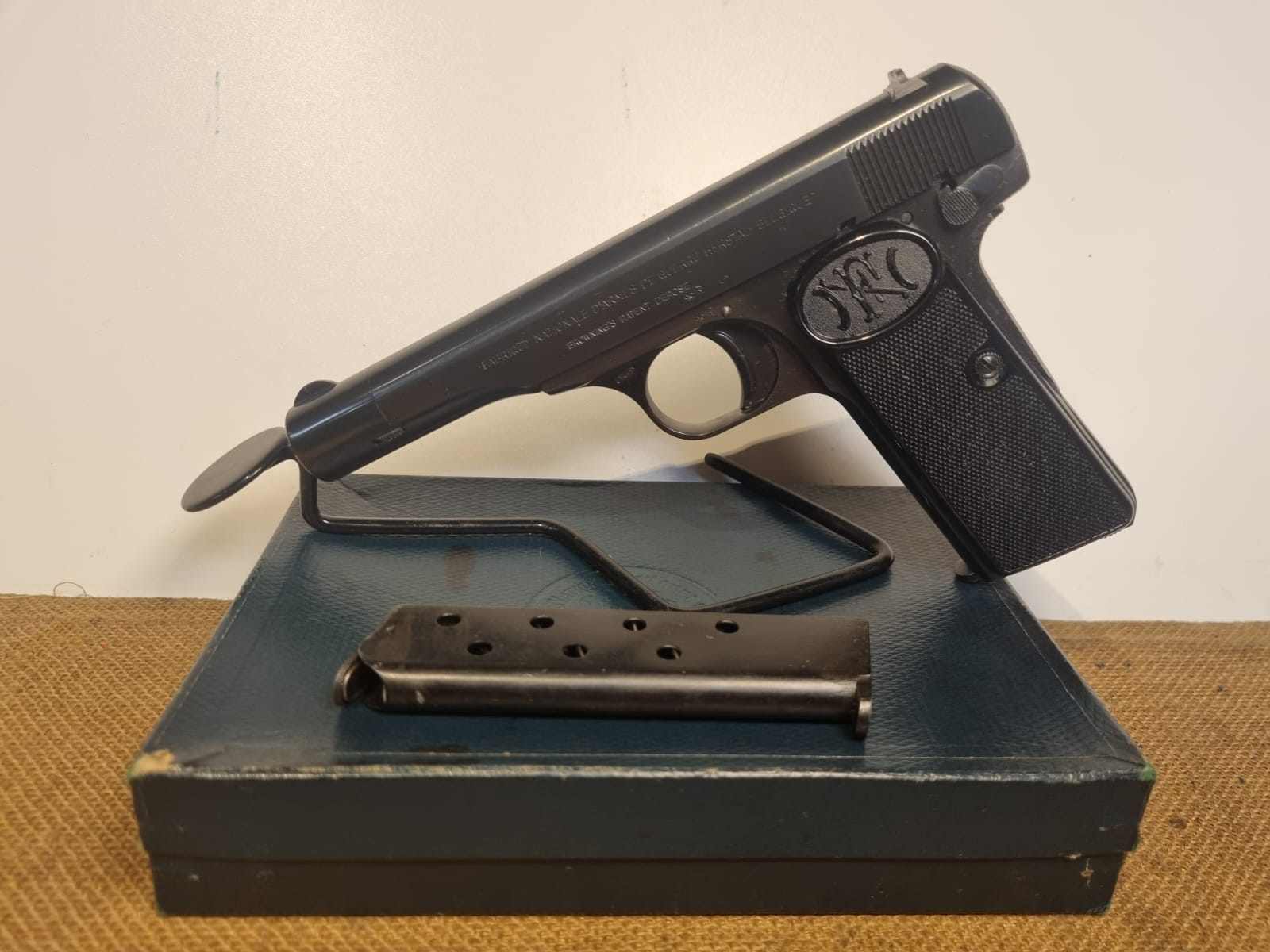 PISTOLA SEMIAUTOMATICA - MARCA FN BROWNING - MODELLO 10/22 - CALIBRO 9 CORTO - 9X17 2616