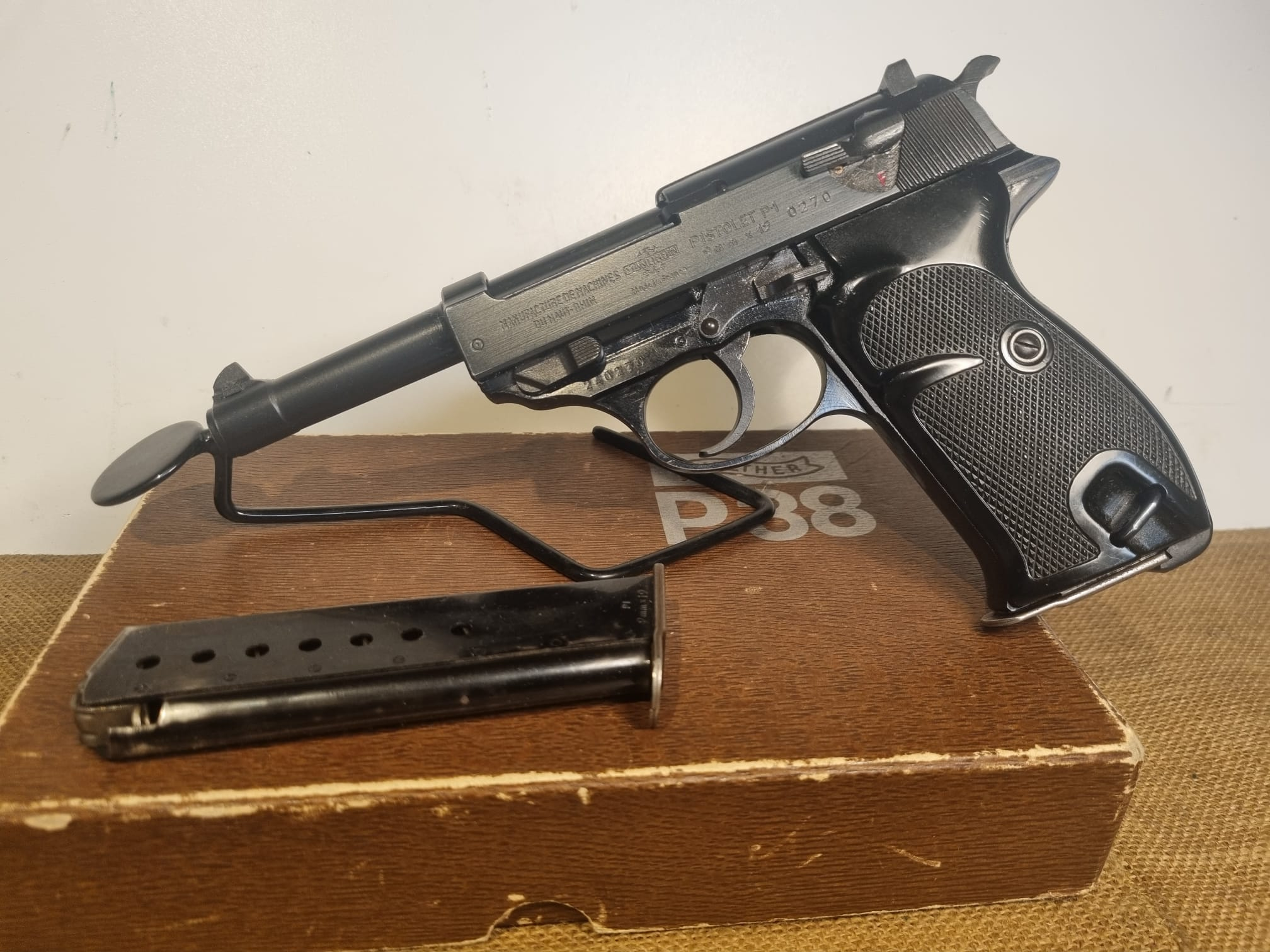 PISTOLA SEMIAUTOMATICA - MARCA MANURHIN - MODELLO P1 - CALIBRO 9X19 3133