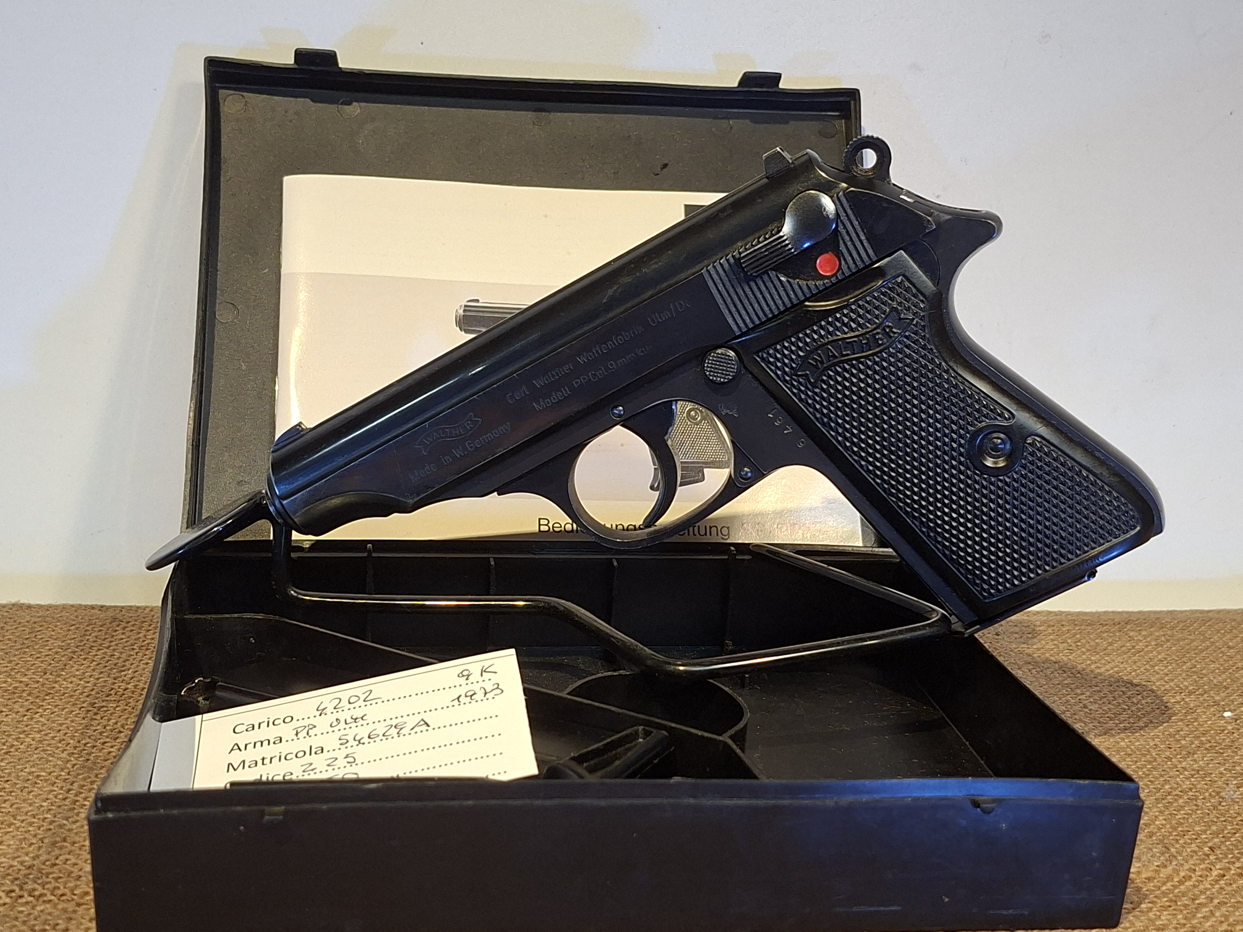 PISTOLA SEMIAUTOMATICA - MARCA WALTHER - MODELLO PP ULM - CALIBRO 9 CORTO - 9X17 4219