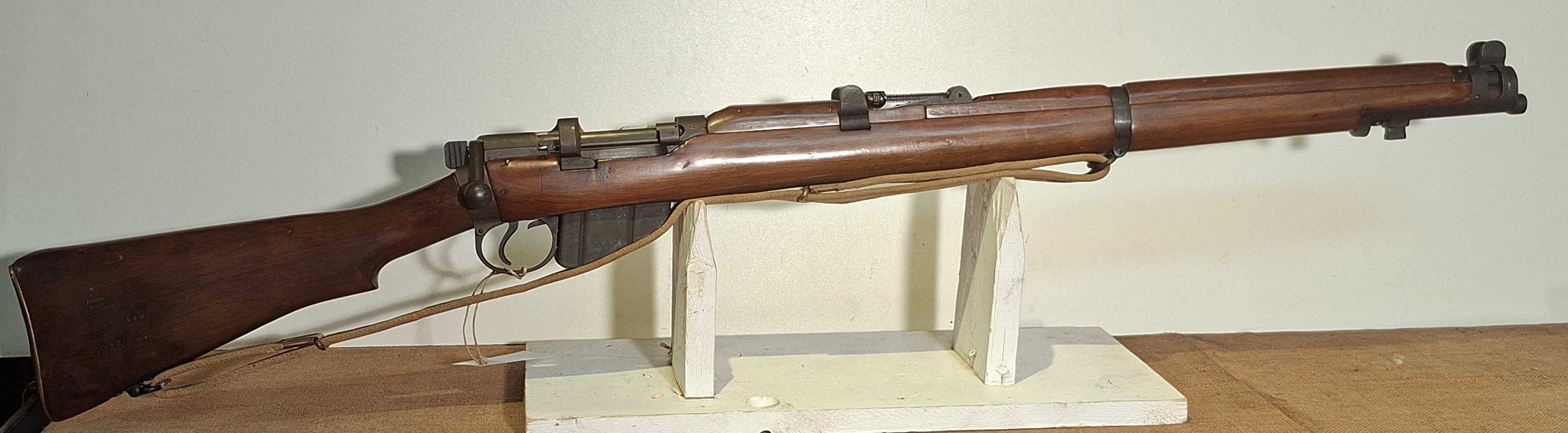 CARABINA AD OTTURATORE - MARCA ENFIELD LITHGOW - MODELLO N.1MK3 - CALIBRO 303 British 4293